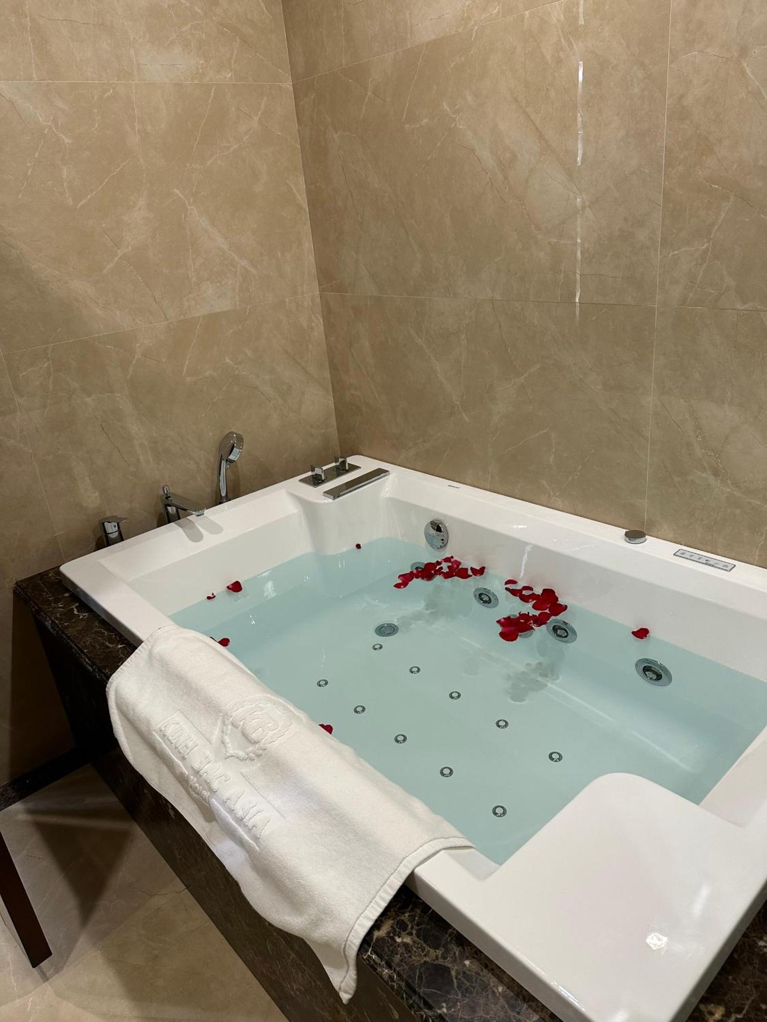Kinh Bac Palace Hotel Bắc Ninh Εξωτερικό φωτογραφία